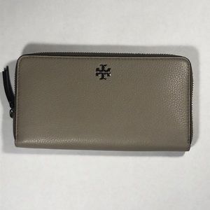 Tory Burch wallet